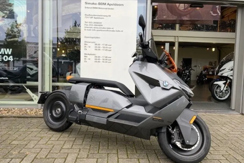 BMW CE 04 (2023)