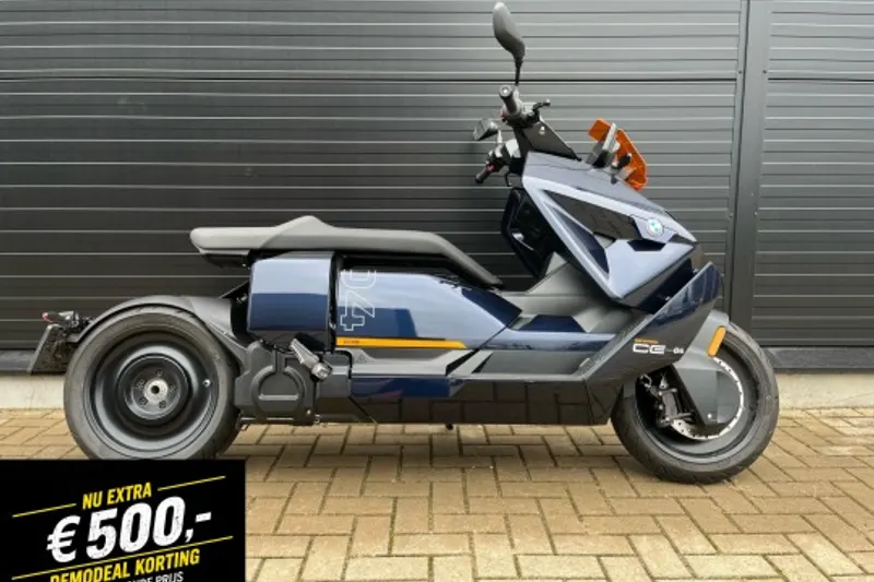 BMW CE 04 (2024)