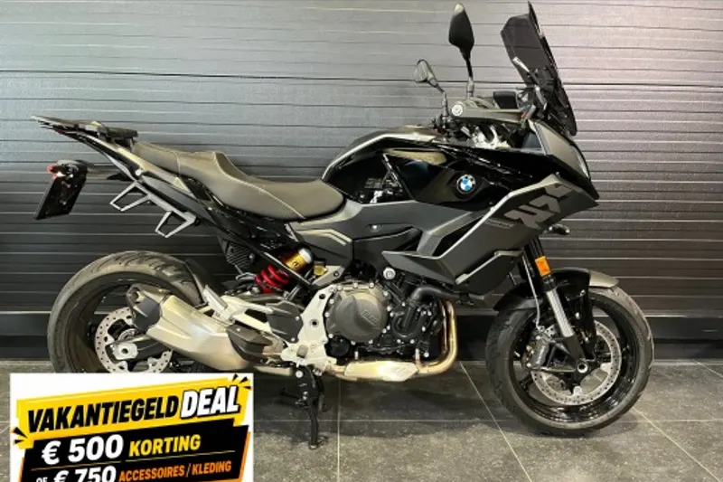 BMW F 900 XR (2025)