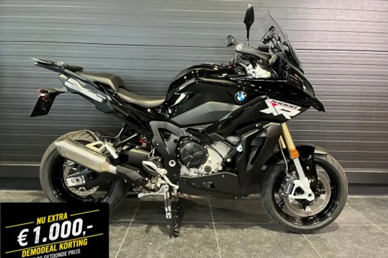BMW S 1000 XR (2025)