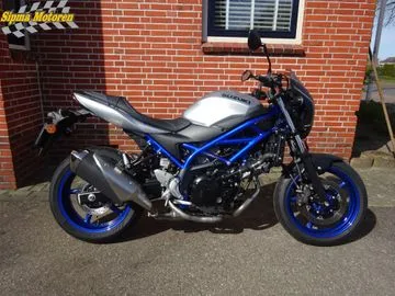 Suzuki SV650 (2020) — foto 1