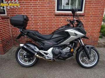 Honda NC750X (2017) — foto 1