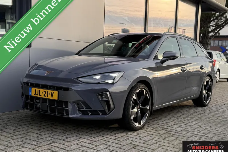 CUPRA Leon (2024)