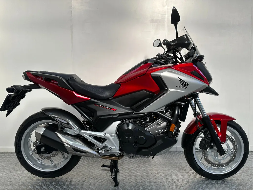 Honda NC750X (2017) — foto 1