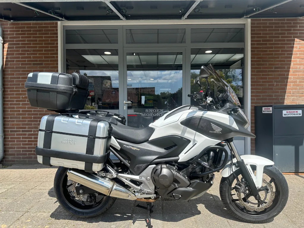 Honda NC750X (2015) — foto 1