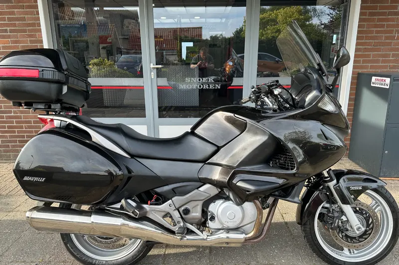 Honda NT700VA Deauville (2010)