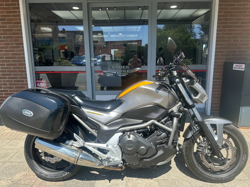 Honda NC 700 S (2012) — foto 1