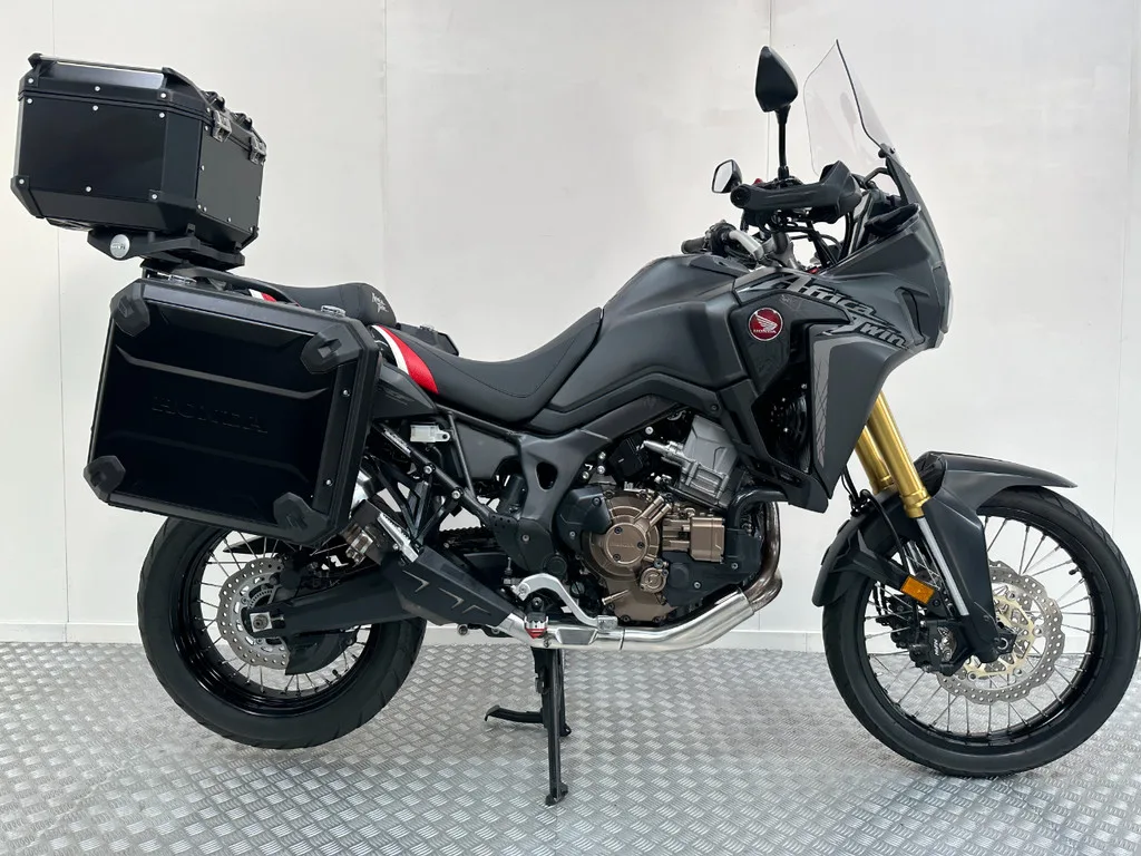 Honda Africa Twin (2017) — foto 1
