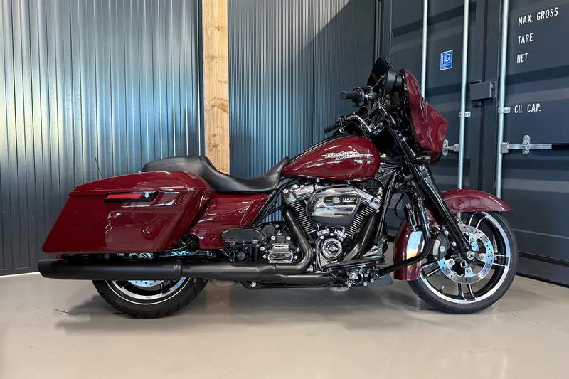 Harley-Davidson Street Glide (2017)