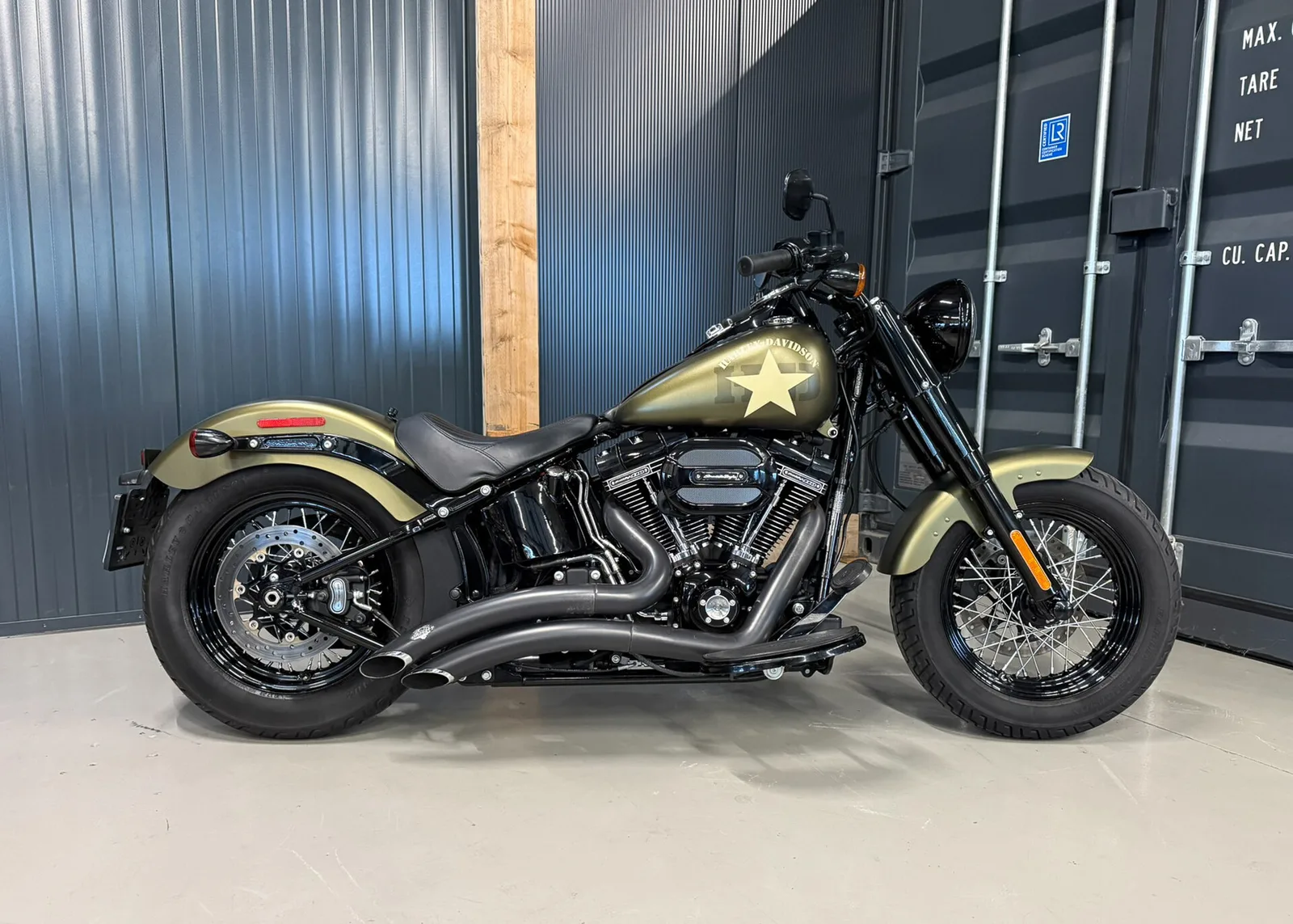 Harley-Davidson Softail Slim (2016) — foto 1