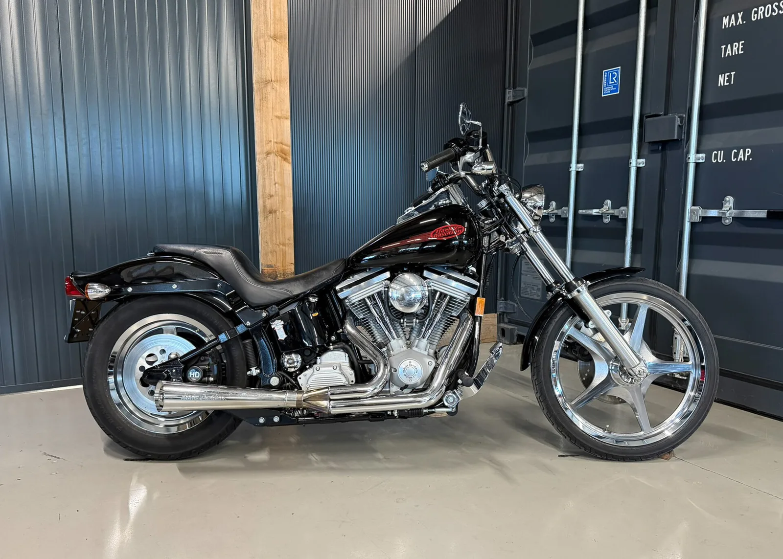 Harley-Davidson Softail (1999) — foto 1