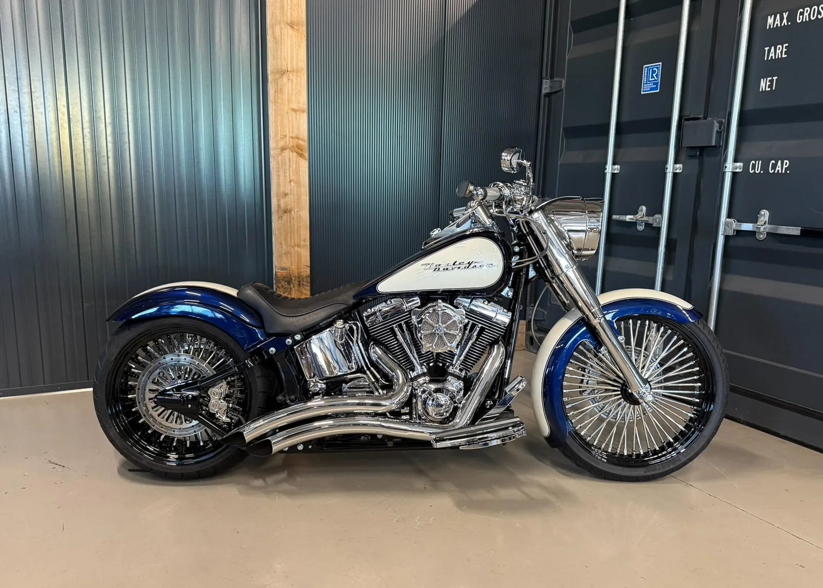 Harley-Davidson Softail (2004) — foto 1
