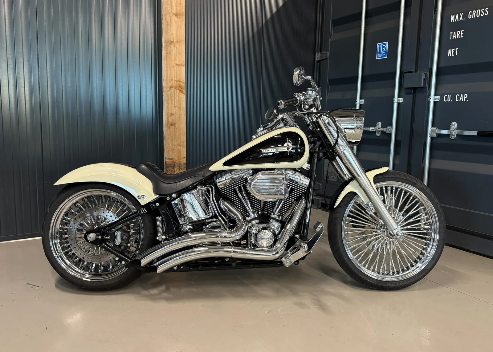 Harley-Davidson Softail (2005) — foto 1