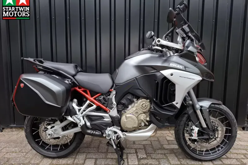Ducati Multistrada V4S (2021)