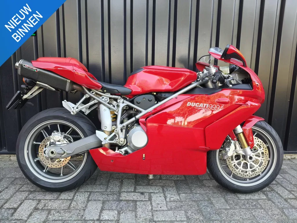 Ducati 999 (2004) — foto 1