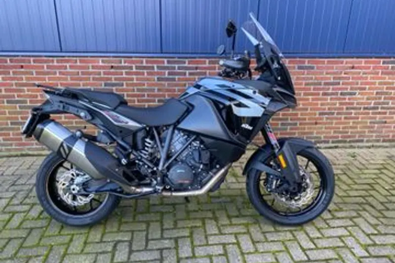 KTM 1290 Super Adventure (2020)