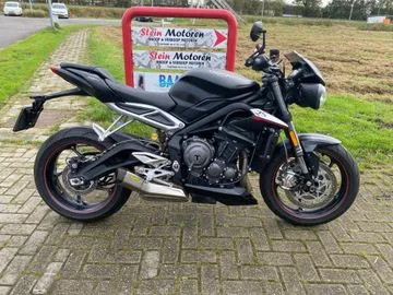 Triumph Street Triple RS (2019) — foto 1