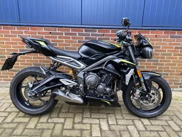 Triumph Street Triple 765 RS (2021) — foto 1