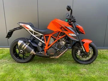 KTM 1290 SuperDuke R (2018) — foto 1