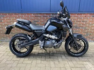 Yamaha MT-03 (2010) — foto 1