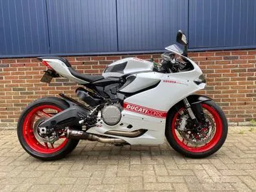 Ducati Panigale 899 (2014) — foto 1