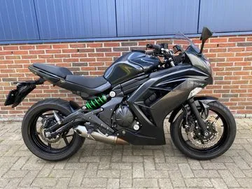 Kawasaki Er-6f (2017) — foto 1