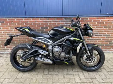 Triumph Street Triple 765 RS (2021) — foto 1