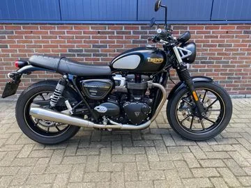 Triumph Street Twin Gold Line (2021) — foto 1