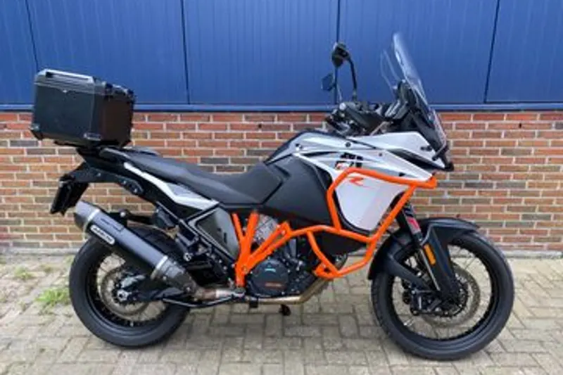 KTM 1090 ADVENTURE R (2017)