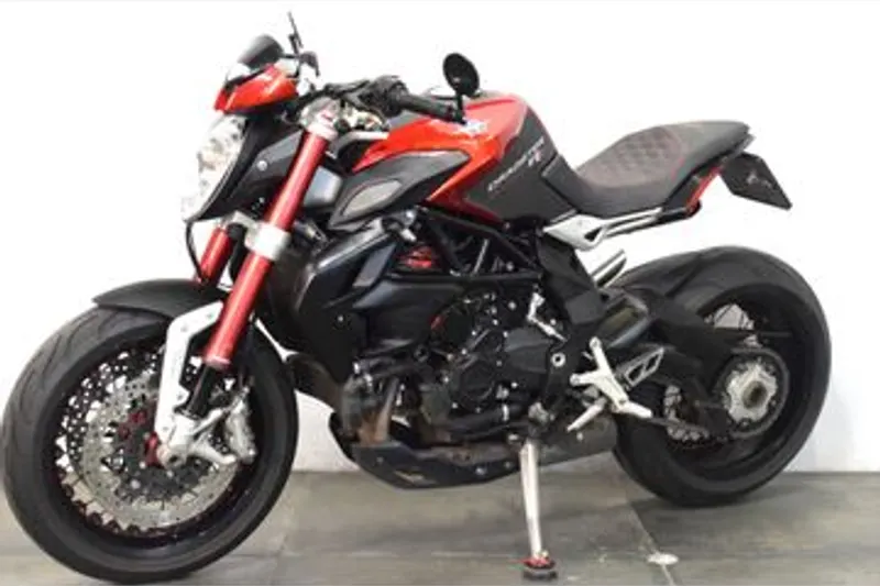 MV Agusta Brutale 800 (2015)