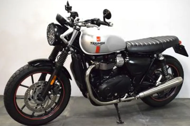 Triumph Street Twin (2016)