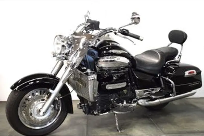 Triumph Rocket III Touring (2012)