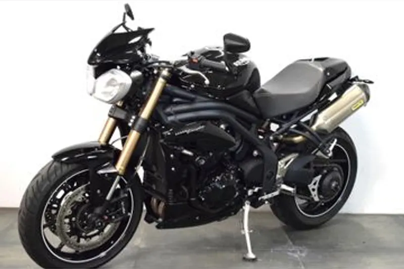 Triumph Speed Triple (2016)
