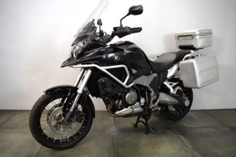 Honda VFR 1200 X Crosstourer (2012)
