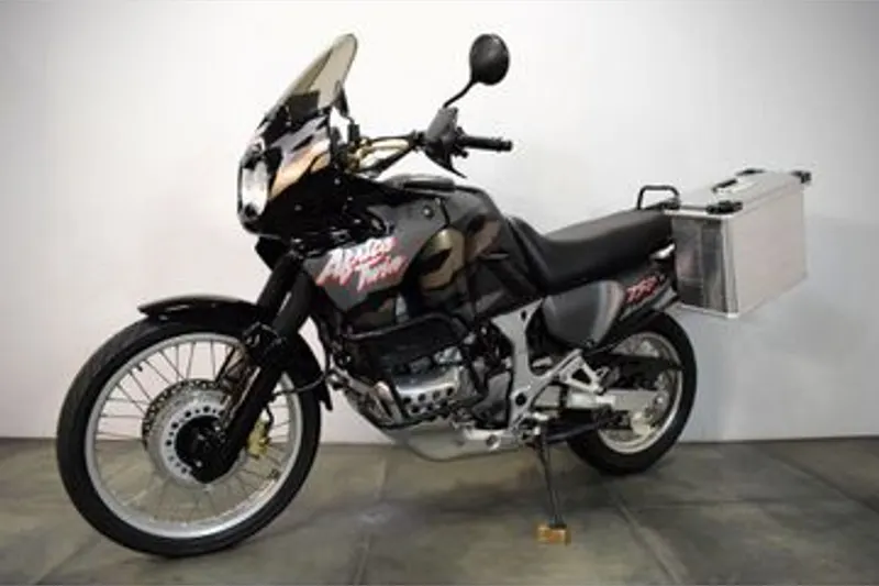 Honda XRV 750 Africa Twin (1998)