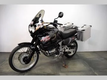 Honda XRV 750 Africa Twin (1998) — foto 1
