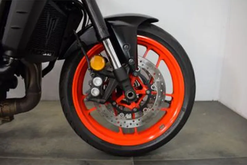 Yamaha MT-09 (2021)