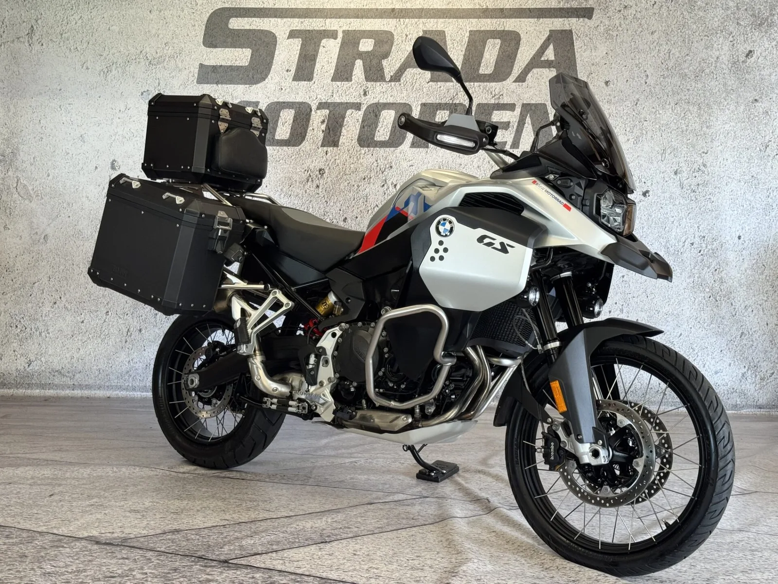 BMW F 900 GS Adventure (2024) — foto 1
