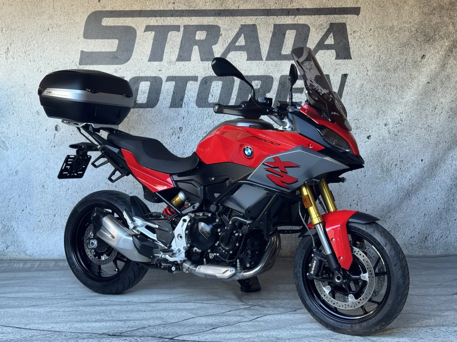 BMW F900XR (2021) — foto 1