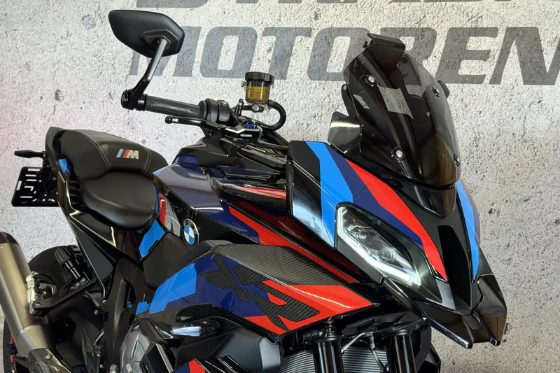 BMW M 1000 XR (2024)