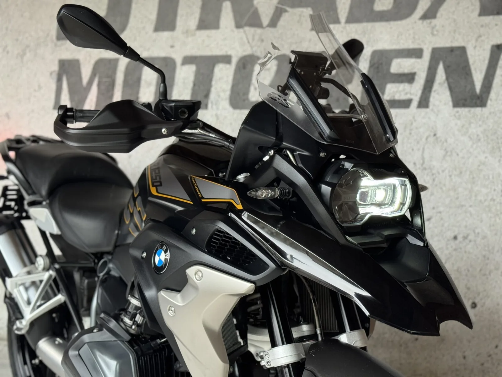 BMW R 1250GS Exclusive (2019) — foto 1