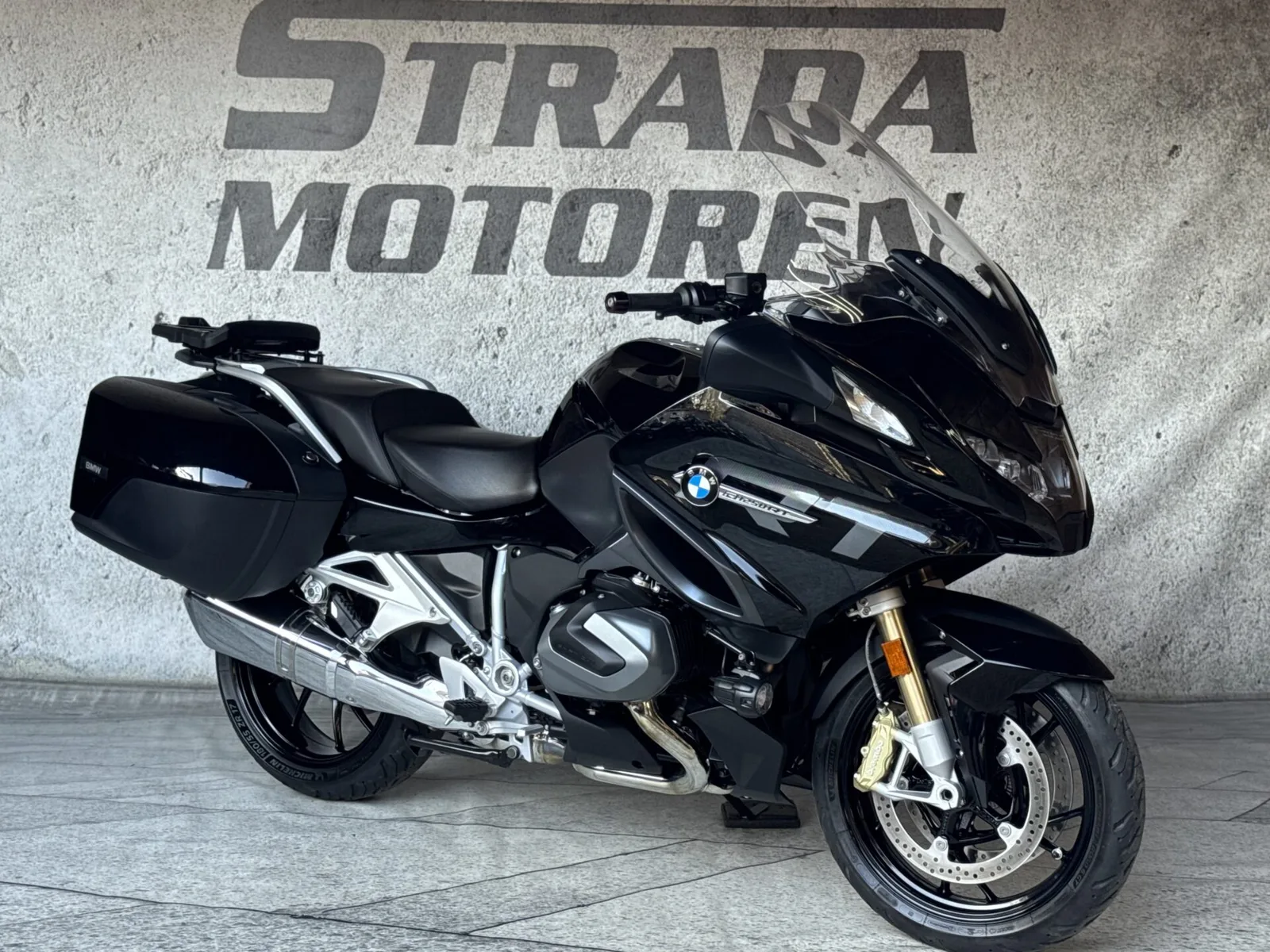 BMW R 1250 RT (2023) — foto 1