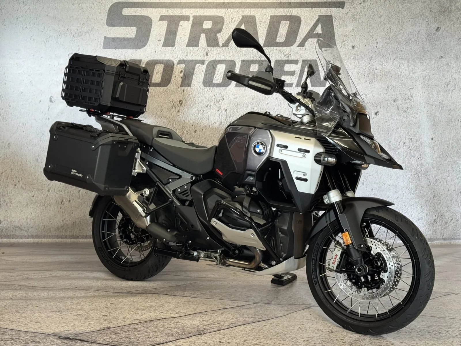 BMW R1300GS r1300gs adventure triple black (2024) — foto 1