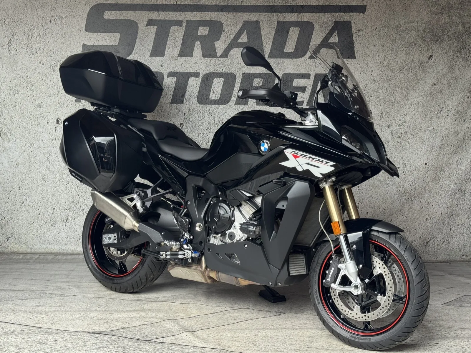 BMW S1000XR S1000XR Triple Black (2024) — foto 1