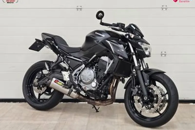 Kawasaki Z650 A2 AKRAPOVIC (2017)