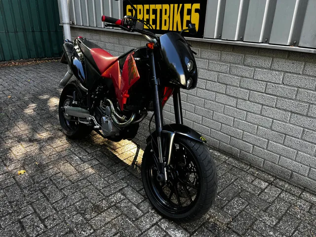 KTM 640 Duke II (2006) — foto 1