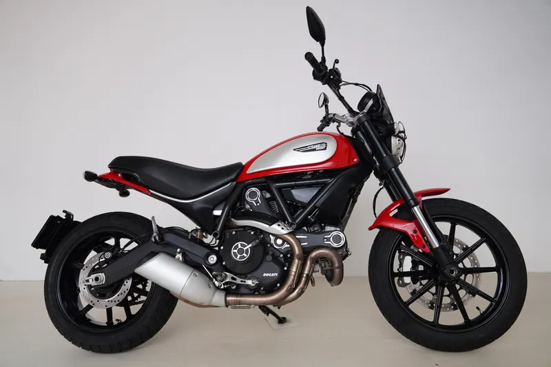Ducati Scrambler Icon (2015)