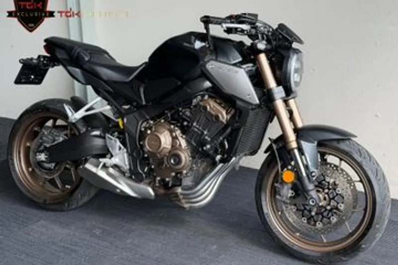 Honda CB650R (2022)