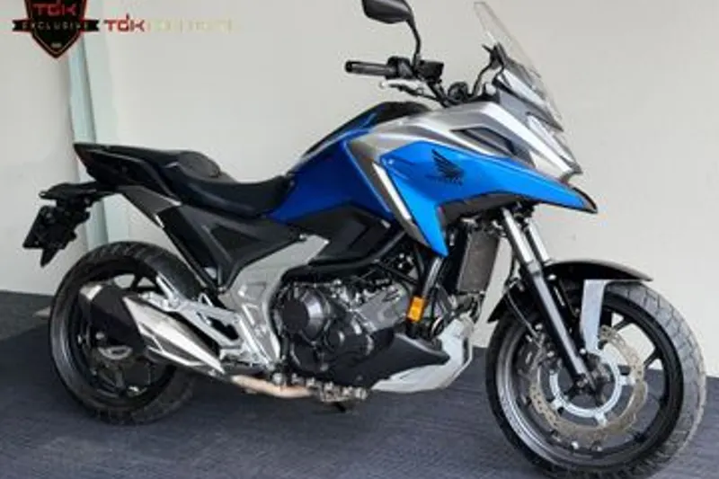 Honda NC750X (2021)