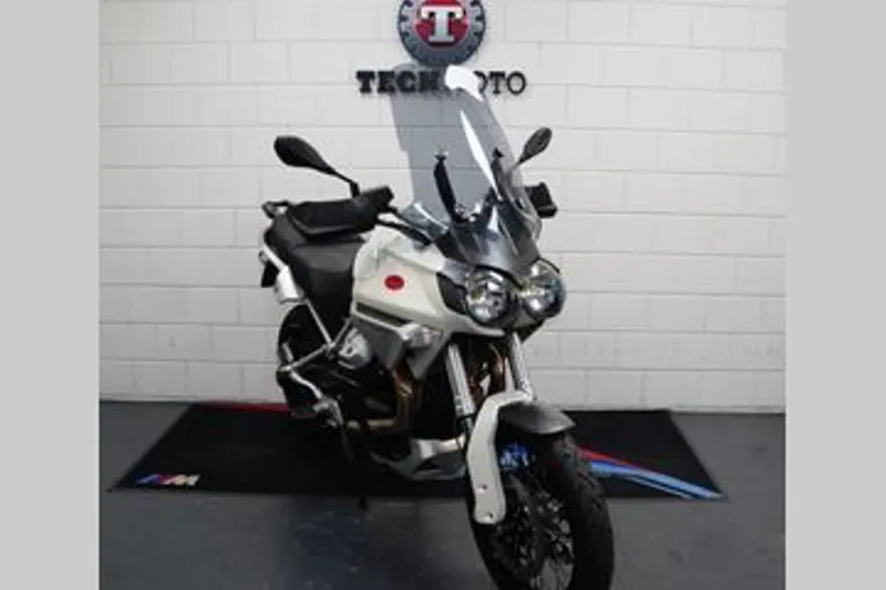 Moto Guzzi Stelvio 1200 (2008)